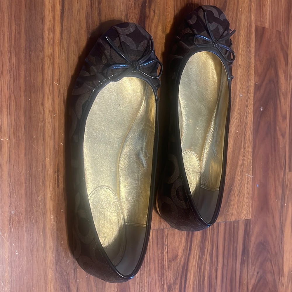 Coach size 6